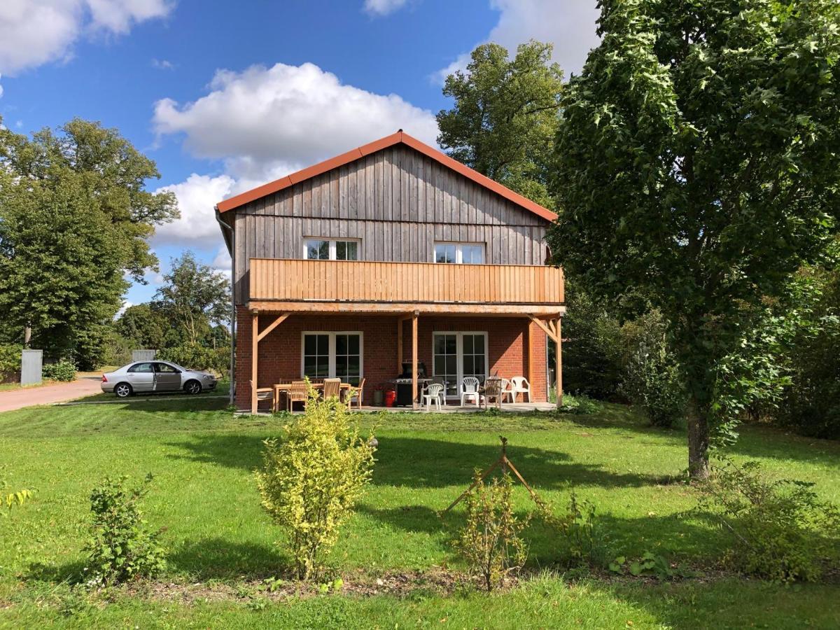 Farm-Chalet Renzow Buitenkant foto